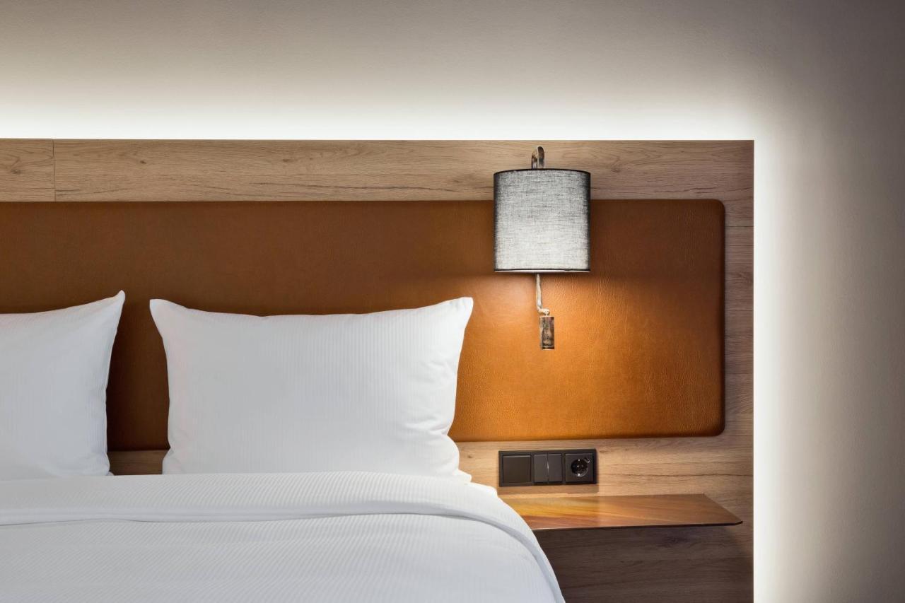 Moxy Berlin Humboldthain Park Exterior foto